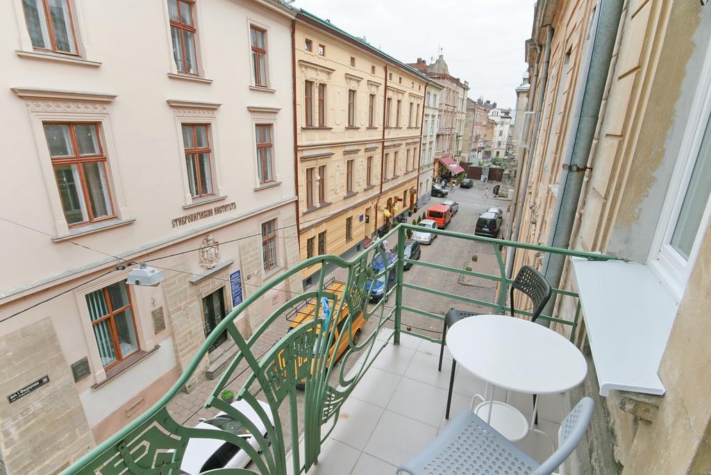 Historical Centre Apartments Lviv Exterior photo