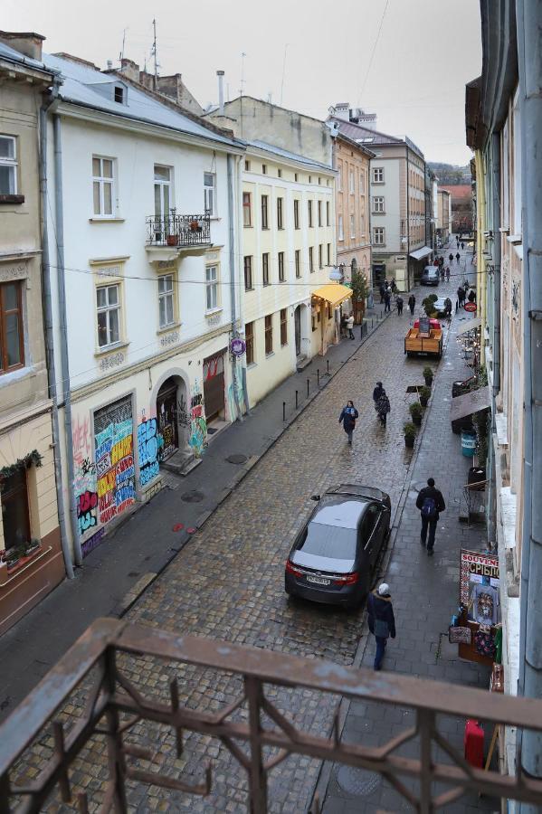 Historical Centre Apartments Lviv Exterior photo